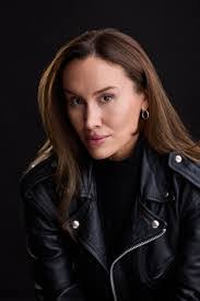 Caitlyn Alexander's Instagram, Twitter & Facebook