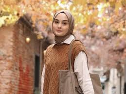 Kata bijak islami, hikmah dan nasehat penyejuk hati dan jiiwa. 50 Kata Kata Bijak Motivasi Kehidupan Islami Penuh Makna Dan Inspirasi Diadona Id