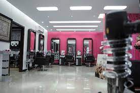 Ik Zou Later Graag Mijn Eigen Beauty Salon Opstarten Beauty Salon Design Salon Decor Hair Salon Decor