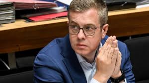 Berlin: Diese umstrittene Immobilie will Stefan Evers verschenken