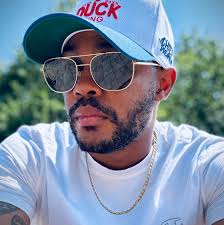 When to replace a 7 iron due to wear and rust?