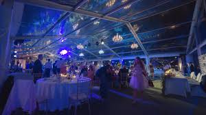 Location richard vous propose la location de tente et chapiteau pour votre mariage et vous expose les avantages de cette solution pour un mariage réussi ! Alliance Chapiteaux Location Chapiteaux Lyon Location Tentes De Reception A Lyon Rhone 69