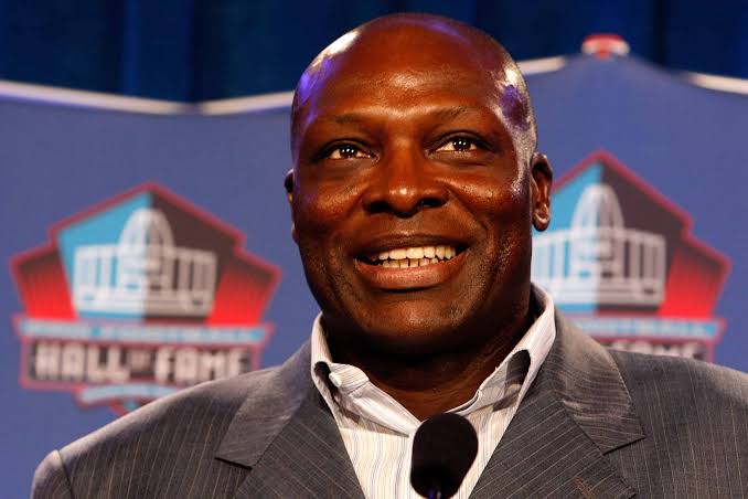 The Life And Career Of Bruce Smith (Story)