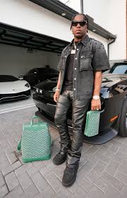 The Prince Family ने नई फ़ोटो जोड़ी.