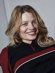 Popular melanie thierry photos, ranked by our visitors. Melanie Thierry Fan Melanie Thierry Com On Twitter Happy New Year