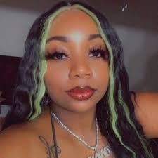 Posts with replies by BONNIE BLACK 💋 (@BonnieTheeBrat)