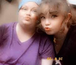 Jeanette Bell's Instagram, Twitter & Facebook