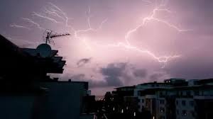 En stor del radarforskningen på smhi sker genom samarbeten med andra länder. Larm Om Brand Efter Blixtnedslag