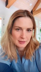 Virgin River's Alexandra Breckenridge debuts shorter hair look