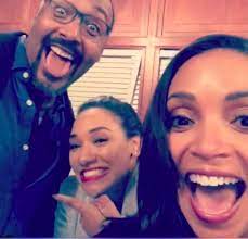 Martin taking medical leave of absence in season 5. Tv Guide On Twitter Jesse L Martin S Cw Theflash Co Stars Celebrate His Return In An Adorable Instagram Video Https T Co Thwueirjja
