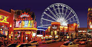 Great events are held at the park, and also nearby. Niagara Falls Quality Hotel Fallsview Cascade