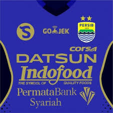 Desain undangan pernikahan dengan tema modern ini kami suguhkan dengan format lipat 3 yang asimetris besarnya. Contoh Undangan Pernikahan Desain Undangan Pernikahan Persib