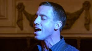 Daniel Monaghan zpívá v Senátu PČR 2012