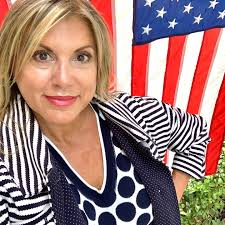 Profile for Lizzy-Loves-Clothes: Liz Richards, cabi Stylist