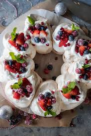 These sweet individual desserts are the perfect light treat to end a hearty thanksgiving feast. How To Make A Pavlova Wreath