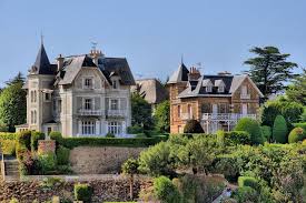 Houses Near The Beach Dinard France Dinard France French Riviera Style France Travel