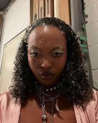 I WAS COVERED IN FEATHERS FOR A WEEK !! Miracles don't come for free fr but  it was sooooo much fun to bring this together ⭐️