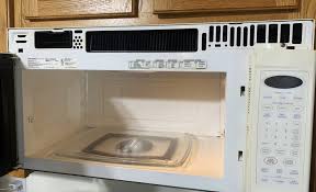 It can hold a large meal very conveniently and will cook. Microwave With Exhaust Fan Might Have An Additional Top Air Filter And It Needs Cleaning As Well Here S How