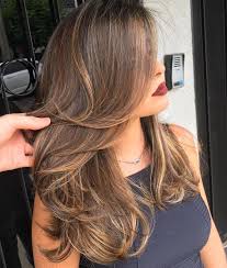 We provide hair information including face shape and hair texture to help you find the perfect long hairstyle that will suit you and our long hairstyles include straight, wavy and curly hairstyles. 35 Stunning Long Haircuts For Women To Try In 2021