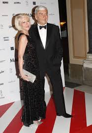 Své o tom ví miroslav donutil (64). 1392 Miroslav Donutil Zuzana Donutilova Zivotvcesku Cz