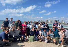 Empowering Future Leaders: Yavneh's Summer Shabbaton