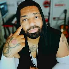 Trump–Epstein Letter Unearthed: The Explosive Birthday Note Released by…