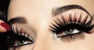Ada berbagai macam jenis lem bulu mata yang dijual saat ini dengan corak warna hitam, putih atau transparan. Hai Muslimah Pake Bulu Mata Palsu Memangnya Boleh Belajar Berkarya Bermanfaat