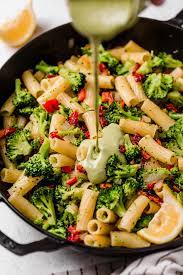 Lemony Basil Creamy Vegan Pasta 25 Minute Dinner Recipe Plays Well With Butter Recipe Creamy Vegan Pasta Easy Healthy Pasta Recipes Vegan Pasta Recipes