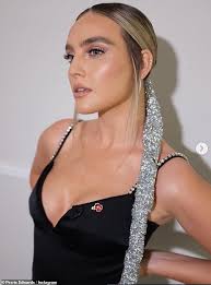 May 10, 2021 · little mix's perrie edwards has revealed she's pregnant with her first child. Perrie Edwards Defends The Racy Lyrics Of Little Mix On Their New Album Fr24 News English