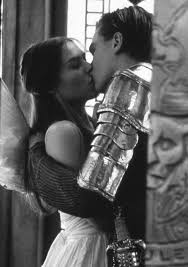 Black And White Romance Movies Black White Art Photography Romeo Juliet Film Romance Love Designer Home Decor Pretty Chic Classy In 2020 Leonardo Dicaprio Romeo And Juliet Young Leonardo Dicaprio