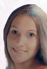 Laura Redd's Instagram, Twitter & Facebook