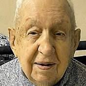 Maxine Bartholomew's Instagram, Twitter & Facebook