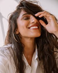 Magazine companies seeking African queen portraits