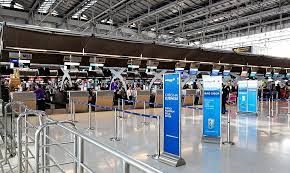 Malaysia airlines states that if luggage is oversized, then fees may be payable, but the airline does not disclose the maximum size restrictions for checked baggage. Malaysia Airlines Checked Baggage Information Klia2 Info