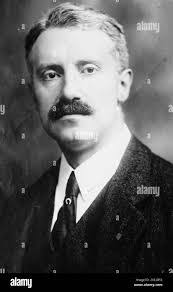 Kenneth Bainbridge's Instagram, Twitter & Facebook