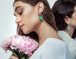 Kayali Projekt :: Photos, videos, logos, illustrations and branding ::  Behance