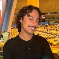 Nery Rojas's Instagram, Twitter & Facebook