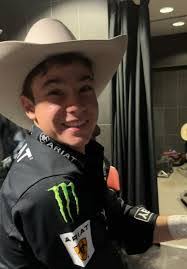 Brady Masterson's Instagram, Twitter & Facebook