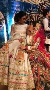 Pin By Seenmeim On Aineeb Modern Bridal Dress Pakistani Bridal Dresses Indian Wedding Dress