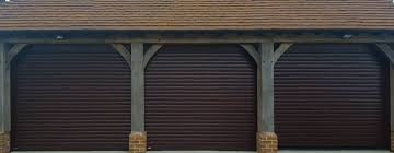 Developed and manufactured in the uk, seceuroglide garage doors have been designed to meet the demands and expectations of the modern family. Access Garage Doors Sws Securoglide Roller Garage Doors In Rosewood