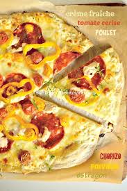 Pizza Fine Pizza Blanche Au Poulet Tomate Chorizo Et Poivron Recettes De Cuisine Poulet Tomate Pizza Poulet