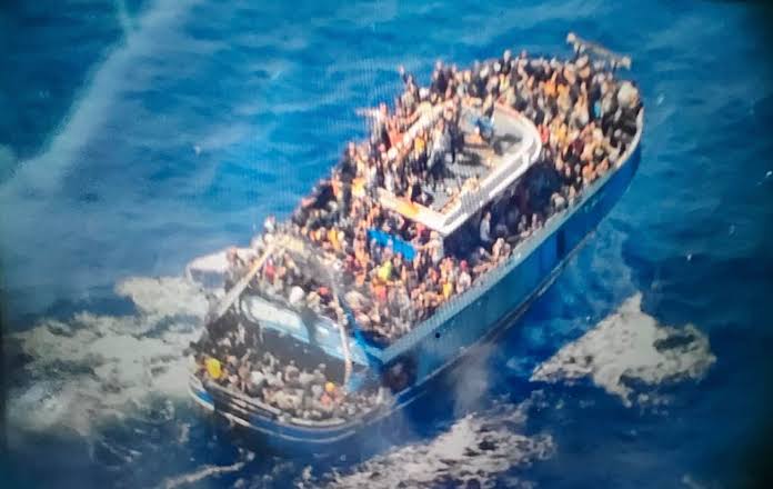 At least 79 dead after overcrowded migrant vessel sinks off Greece;  hundreds may be missing – San Diego Union-Tribune