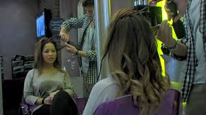 Pop, rapide & cool coiff&co, la coiffure à prix malins pour toute la famille ! Salon De Coiffure Paris 15 R Factory Youtube