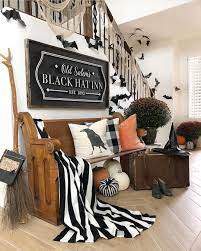 2 235 Likes 64 Comments Home Decor Twins Julie Amp Jodie Julie Thedesigntwins O Halloween Living Room Halloween Home Decor Halloween Decorations Indoor