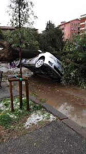 In serata previsto ritorno 'estivo' acqua alta venezia. Maltempo Veneto Alluvione Lampo A Verona Dichiarato Lo Stato Di Crisi In Corso La Conta Dei Danni Foto E Video