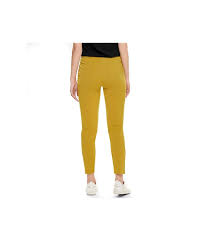 Il met en valeur la jambe en suivant sa ligne et vous offre une. Pantalon Fluide Jaune Moutarde Femme Jacqueline De Yong Pretty Atlas For Men