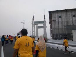 Wmkn) adalah sebuah lapangan terbang yang menguruskan penerbangan dari dan ke kuala nerus, sebuah bandar raya yang terletak di pesisir pantai timur semenanjung malaysia di negeri terengganu. Larian Antarabangsa Jambatan Sultan Mahmud 2019