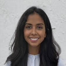 Francesca Cote's Instagram, Twitter & Facebook