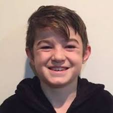 Cameron Mcelwee's Instagram, Twitter & Facebook