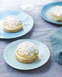 Mini Tartes Tropeziennes Pour 6 Personnes Recettes Elle A Table Recette Desserts Sucres Mini Tarte Tarte Tropezienne